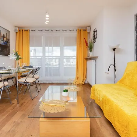 Daire Spacious Family Near The Forest By Renters *