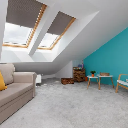 Spacious Family Near The Forest By Renters Gdynia